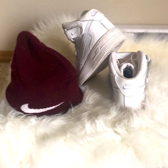 NIKE Kids’ White Court Borough High Top Sneakers Runners - Picture 3 of 4